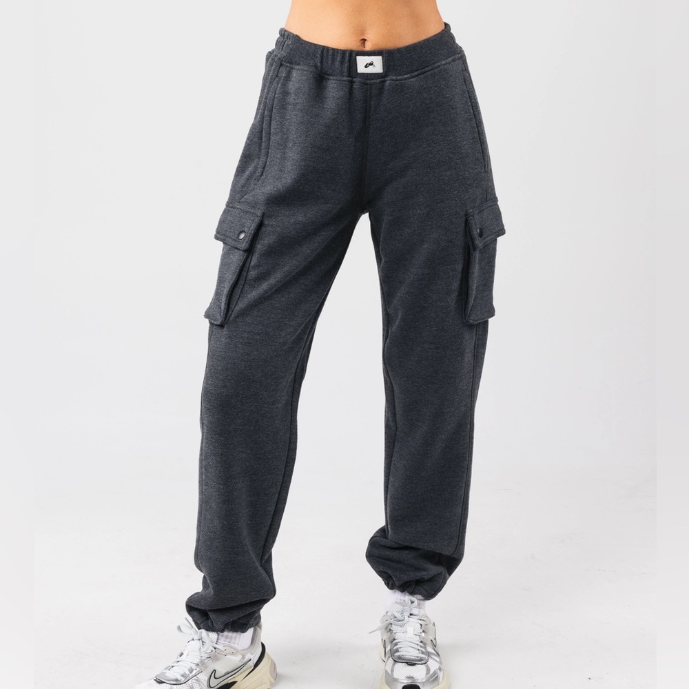 Alphalete Trek Cargo Pants - Picture 3 of 13